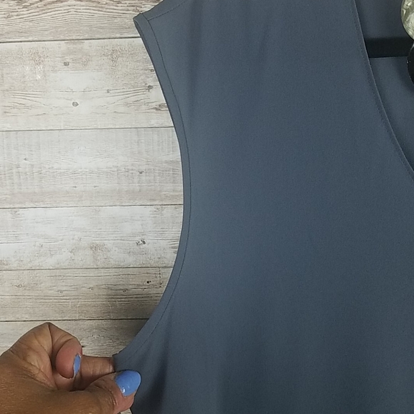 J Crew, 0132, Heather Gray sleeveless top, Size 14 - Picture 4 of 6